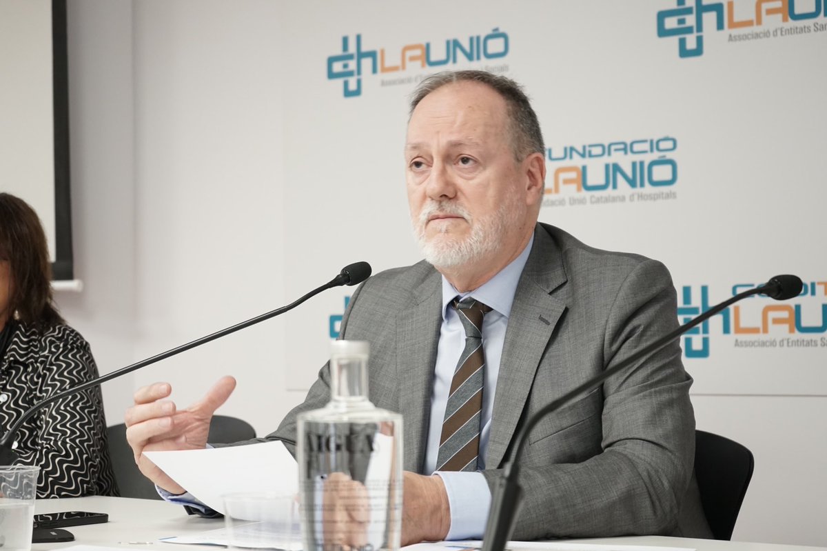 uchcat's tweet photo. 🔵 Ara a la 123a. Assemblea General d’Associats de #LaUnió mirant cap el futur amb el conseller de @salutcat, Josep M. Argimon
📍115 entitats sanitàries i socials i 49 associats col·laboradors #OrgullAssociats https://t.co/S2zw0f6DTN