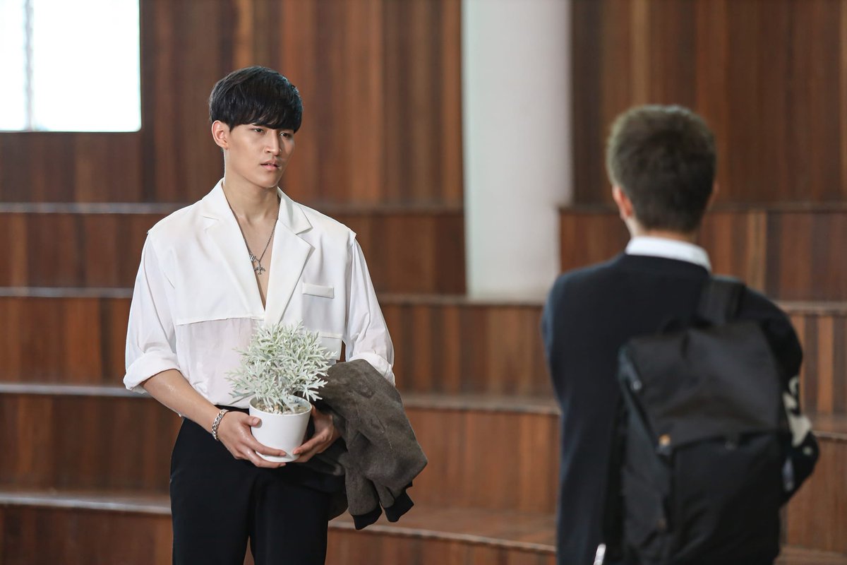 Alka89x's tweet photo. I'm looking forward to this so much😭😭😭😭😭😭😭😭

#LoveAt9 #OhMySunshineNight  
#fluke_natouch #OhmThitiwat 
#เจ้าแก้มก้อน   #โอห์มไง https://t.co/ZWPS76mIGR