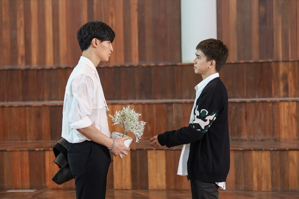 Alka89x's tweet photo. I'm looking forward to this so much😭😭😭😭😭😭😭😭

#LoveAt9 #OhMySunshineNight  
#fluke_natouch #OhmThitiwat 
#เจ้าแก้มก้อน   #โอห์มไง https://t.co/ZWPS76mIGR