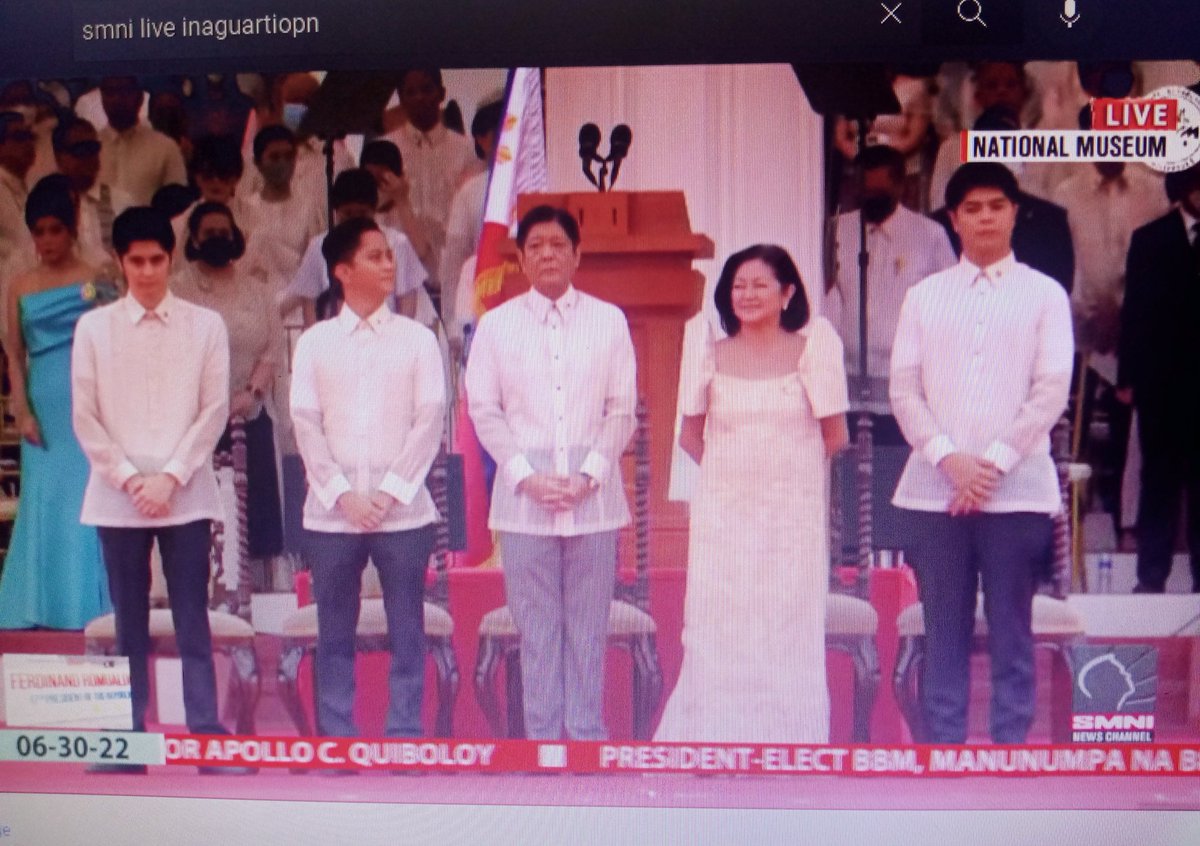 Jenn67453439's tweet photo. Proud bardagulera here🤣
#OurPresidentMarcosJr https://t.co/S8AXosPQpa