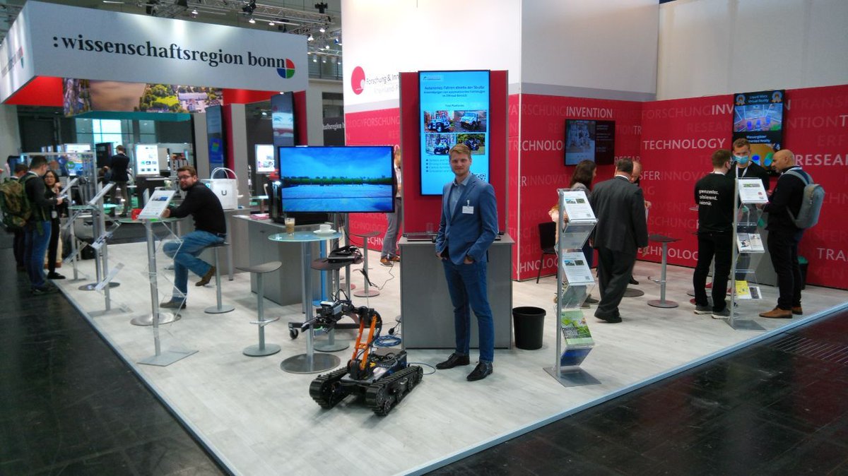 RRLab_RPTU's tweet photo. Earlier this month, our RA Christian Heupel represented our group RRLab at the @Hannover Messe 2022. The SUGV II robot was displayed at our booth. For more details please visit our YouTube Channel:
https://t.co/kcAFSlb0rE https://t.co/9np9nrYaDN