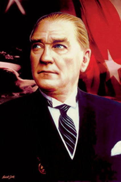 Eşi, benzeri bir daha dünyaya gelmedi.

Bir milletin kaderini değiştiren,  ebedi liderimiz, Baskomutanımız, dünyanın önünde saygı ile eğildiği tek lider...

Mustafa Kemal Atatürk 

YÜZYILIN LİDERİ