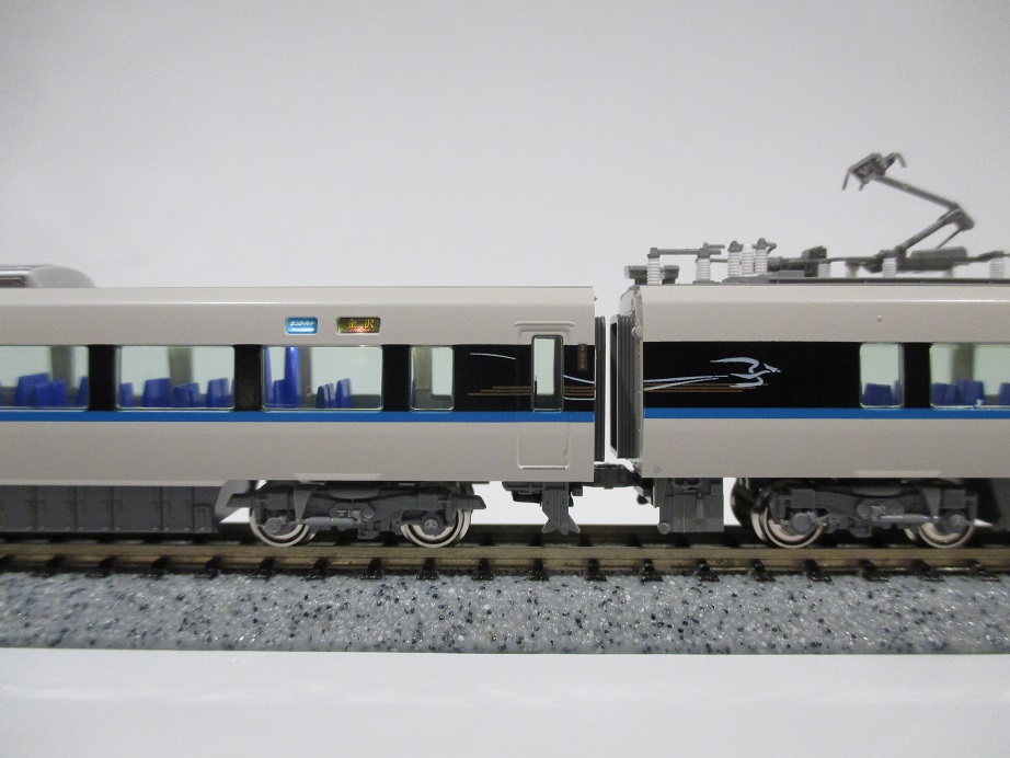 4000・2000番台の併結運転】 683系4000番台「サンダーバード