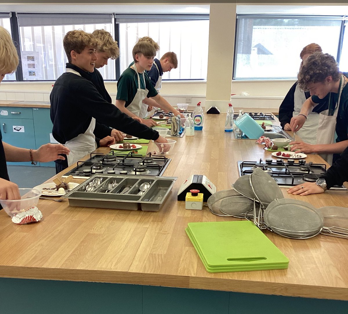 Embley Sixth Form tweet media