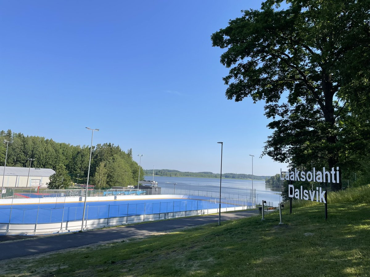 This is #Finland, where pride flags are flown proudly everyday, there is no Finnish flag, nationalism is important and only expressed on Finland Independence Day. Laaksolahti Sports Centre, Espoo, I live here. #LGBTQIA
