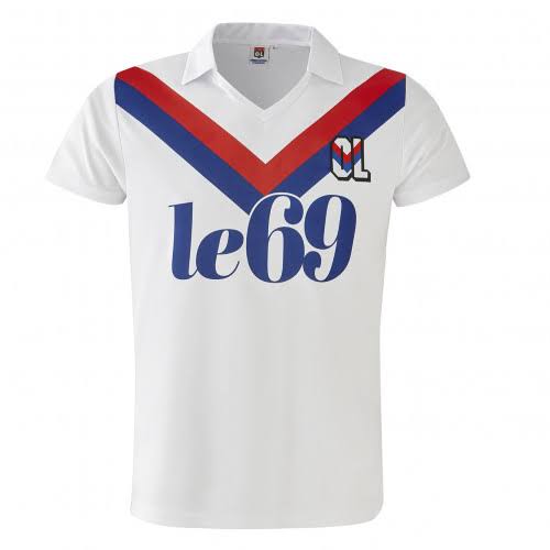 Julien__MG's tweet photo. Le plus beau maillot de l'histoire de votre club ? https://t.co/Hi8JCfgF5H