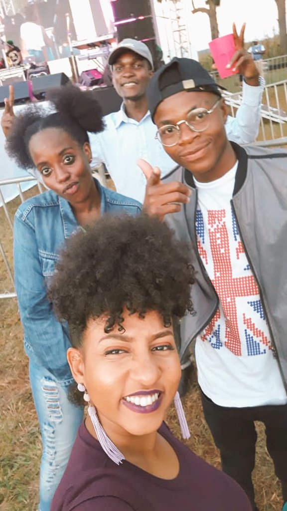 Emoo__dj's tweet photo. @UnpluggedZim @Bla_Taw These two 🔥🔥 https://t.co/1yCRwYuL1I