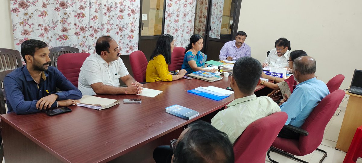 IecMangaluru's tweet photo. ಮಂಗಳೂರು ತಾಲೂಕು ಪಂಚಾಯತ್ ನಲ್ಲಿ ಇಂದು  ಎಸ್ ಸಿಪಿ ಮತ್ತು ಎಸ್ ಟಿ ಪಿ‌ ಸಭೆ ನಡೆಯಿತು https://t.co/lRjBxWTXHR