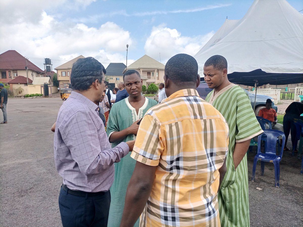 enugudisco's tweet photo. #HappeningNow
Mobile MAP metering is ongoing at Trade fair Gate, Golf estate. For our customers at Golf estate, G.R.A and environs!
Please come with your electricity bill and a valid means of identification.
#MeteringMadeEasy
#MobileMAPmetering
#EEDCcares https://t.co/amrflxYfTU