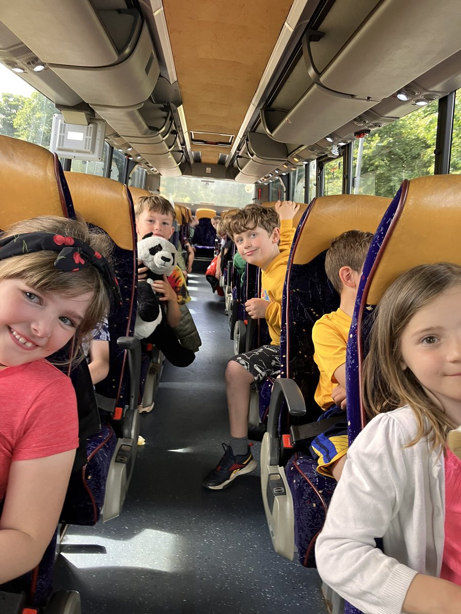 Abbieactive's tweet photo. And…we’re off! Year 3 camp here we come! @alvertonschool @AlvertonKR https://t.co/OLYBtbo5je