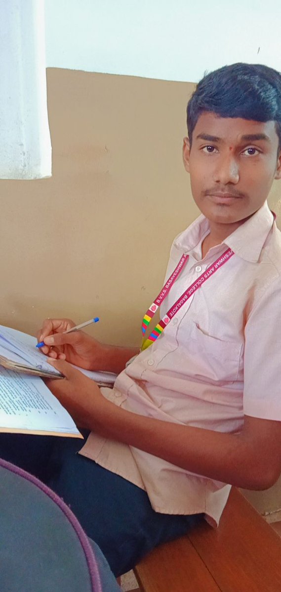 BasavarajAntar2's tweet photo. Today  writing mood ❤️💫 https://t.co/2l0jYiJkGe