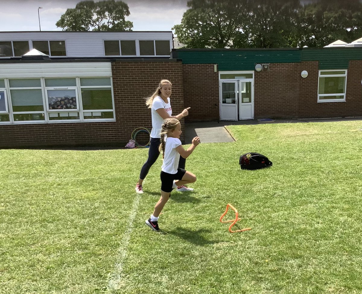 rquellinsclass's tweet photo. We are still talking about Sports Week in Year 1! The climbing wall was brilliant and we loved working with GB athlete Katie Stainton! 🧗🏃‍♀️ https://t.co/EZG88ANRjd