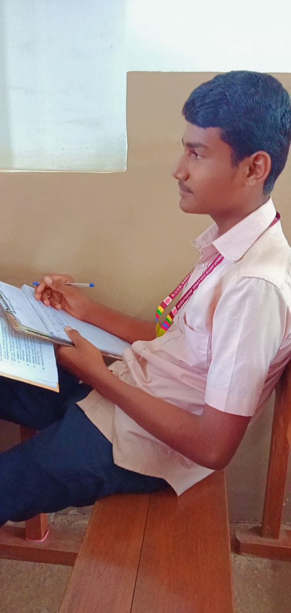 BasavarajAntar2's tweet photo. Today  writing mood ❤️💫 https://t.co/2l0jYiJkGe