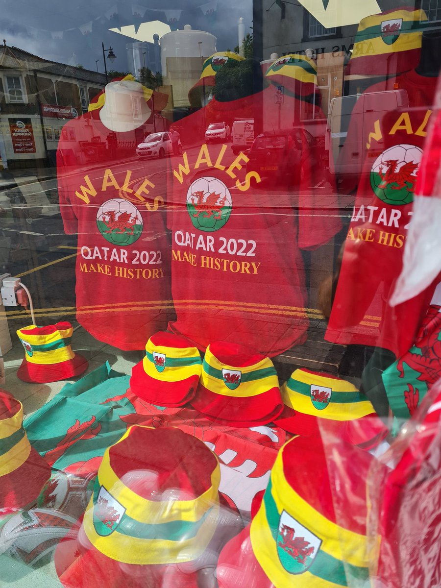 Helping Hands charity shop  Rhymney ready for the world cup, 
With its window display.
Please could you retweet 🙏