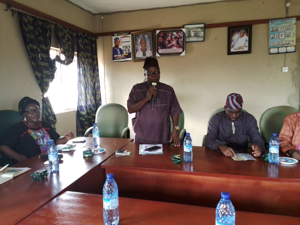 ogscofedcoop's tweet photo. ... producing #Coop, Digitalization &amp; ICT #Coops.

Mrs. Ajayi also appreciated Mrs. Uti for approving the Organization #DevelopmentalTraining for the Board of Directors &amp; the Management Staff from July 5th to 7th, 2022.

#WeAreCoops #OgunCoopDigitalization #coop4dev #FarmersCoop https://t.co/Ugn7lS4jcu