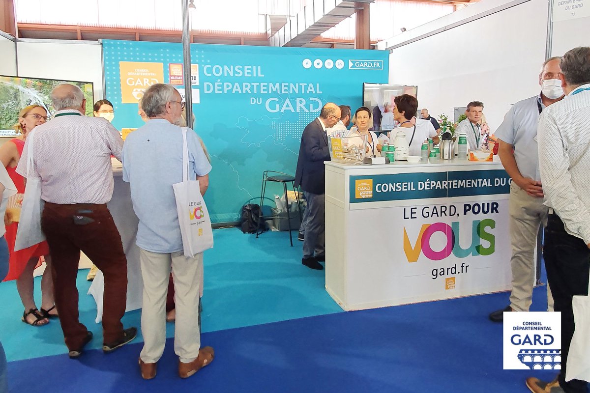Gard's tweet photo. 🇨🇵Le salon des maires du #Gard est ouvert toute la journée au Parc des expositions de Nîmes
🏛De nombreux stands sont présents pour recevoir les élus des 351 communes et des EPCI
🟨Stand #CD30 pour infos et renseignements
#AMF30 #ServicePublic #maire https://t.co/5r6kXvbvdf