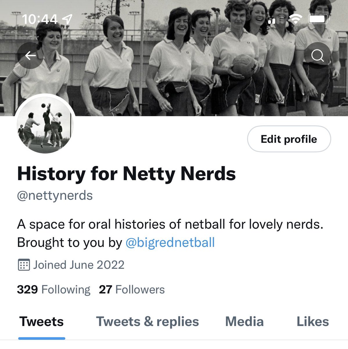 📣📣 Exciting times! I’m organising my first interview with an AMAZING ex player, so I’ve started a new Twitter and insta where I’ll post interviews 📣📣 #nettytwitter #netballchaos #netballafterdark