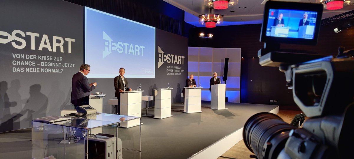 Nach zwei harten Jahren für die #eventbranche, hat #vsonix die RESTART 2021 von #livinguard als #hybridesevent umgesetzt und den Zuschauenden damit die Möglichkeit geboten, sowohl #digital als auch vor Ort an der #veranstaltung teilzunehmen.
vsonix.com/blog/hybride-e…