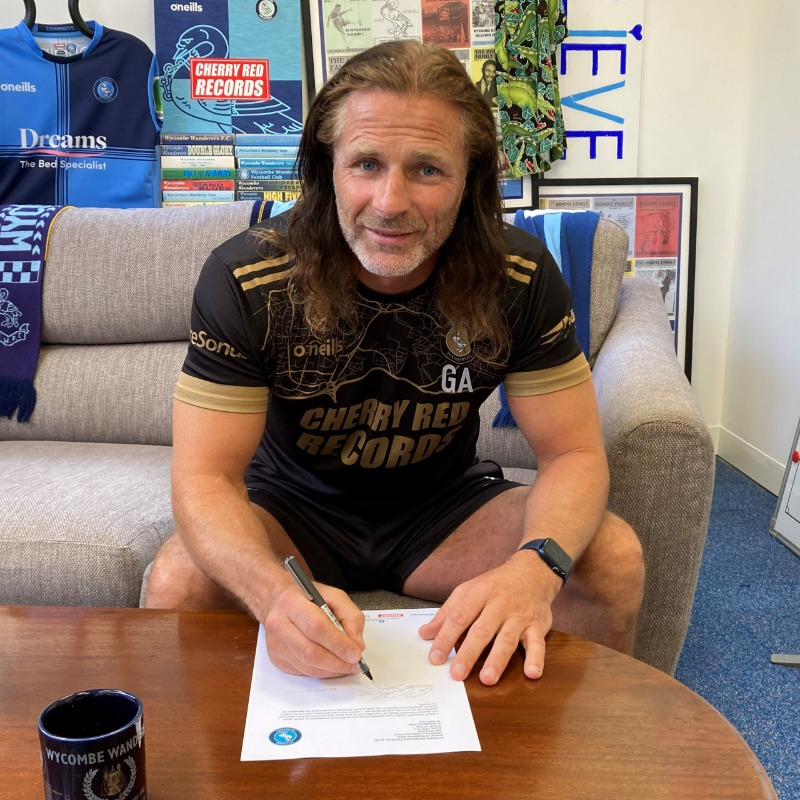 wwfcofficial's tweet photo. Gareth Ainsworth has underlined his commitment to Wycombe Wanderers by signing an extension to his contract, the club are delighted to announce.

#Chairboys