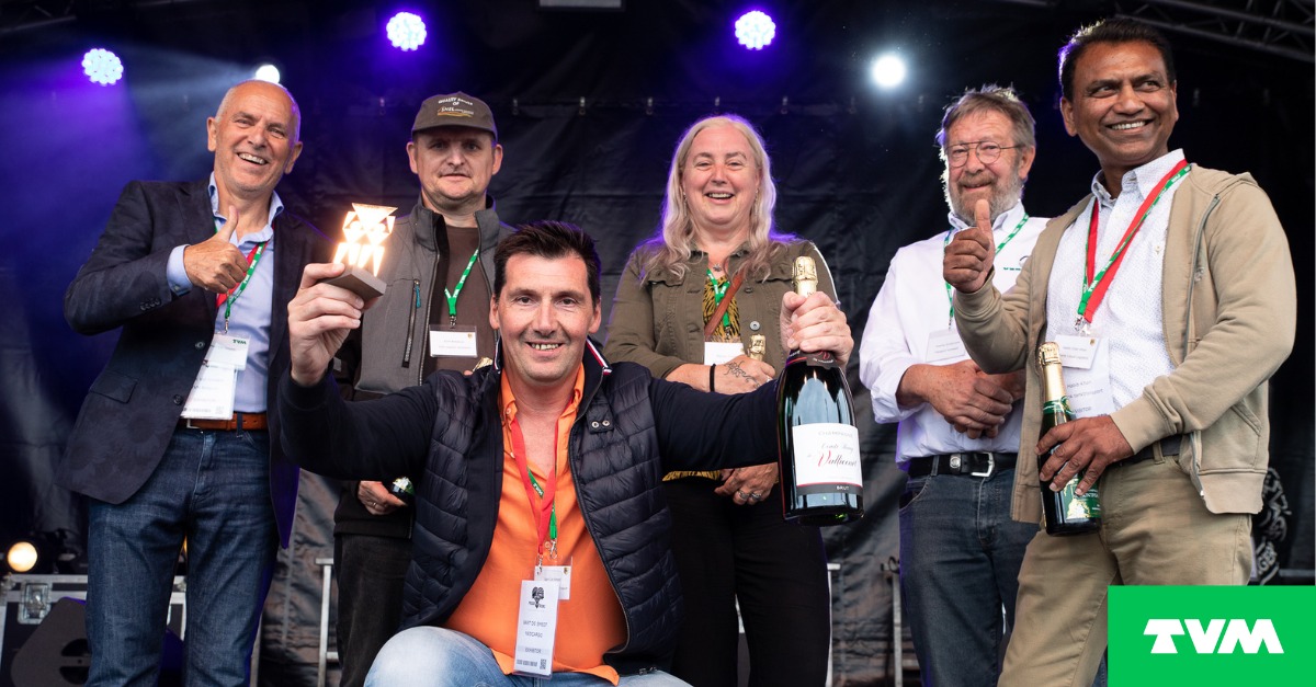 WLanaken's tweet photo. Again this year, Passion4Trucks took place at Brussels Kart Expo. The event is all about transport. 

Like every year, there is a price called 'De Gouden Ridder van de weg'. The criteria for this price are: 

- A practical test. 
- A...

https://t.co/XESniPrP2t https://t.co/bS1xAZBOFM
