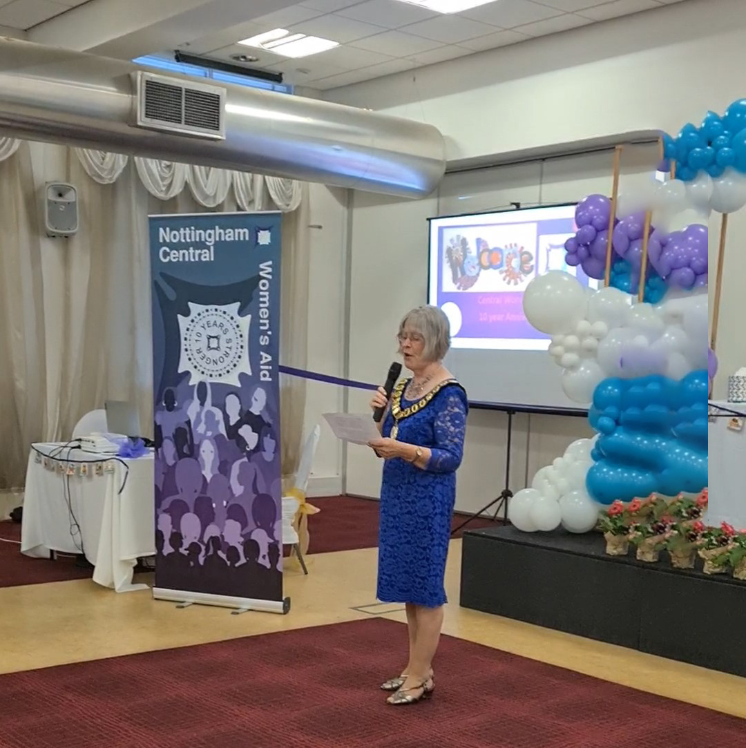 leonard_design's tweet photo. Last night we attended the fantastic #Nottingham @CentralRefugeWA 10th anniversary event. This year they aim to raise £10K to help women &amp; children live #FreeFromFear of #DomesticAbuse and other atrocities.

Donations: https://t.co/JEpAqOsqFc 

#CelebrateCentral #10YearsStronger https://t.co/bYvVfwoTFE