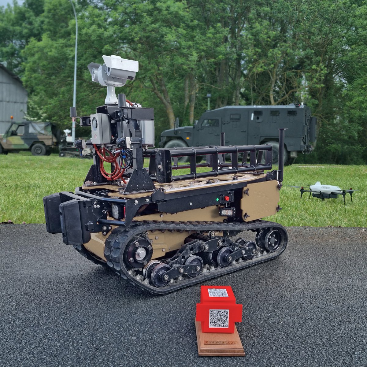 AngatecRobotics's tweet photo. Le robot TEC800 s'est illustré lors de la 1ère édition du challenge de #robotique #CoHoMa organisé par le #battlelabterre et @Agence_ID.
Notre équipe "Squadbot" a remporté la 1ère place et
c'est une grande fierté de voir la qualité de notre travail reconnu. https://t.co/0p4ottm4KU