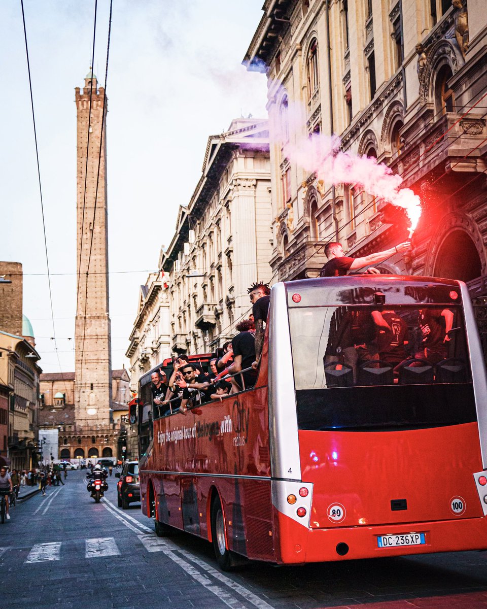 Virtus Segafredo Bologna (@virtussegafredo) on Twitter photo Uno Scudetto, una Supercoppa e un'EuroCup. 2471 minuti con la maglia bianconera ⚪️⚫️ <a href="/Amar7Alibegovic/">Amar Alibegović 🅰️🅰️7️⃣</a>
GRAZIE DI TUTTO AMAR, TI AUGURIAMO IL MEGLIO! 🤍🖤
#WatchUs Uno Scudetto, una Supercoppa e un'EuroCup. 2471 minuti con la maglia bianconera ⚪️⚫️ <a href="/Amar7Alibegovic/">Amar Alibegović 🅰️🅰️7️⃣</a>
GRAZIE DI TUTTO AMAR, TI AUGURIAMO IL MEGLIO! 🤍🖤
#WatchUs