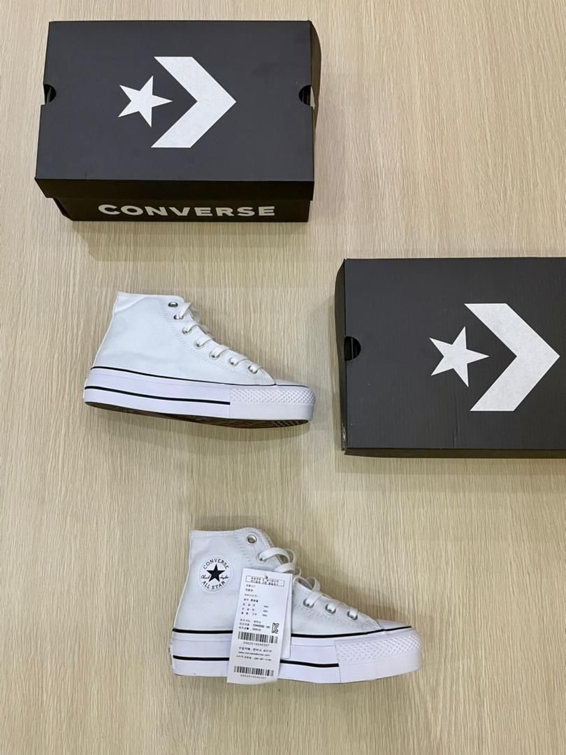 Mr_Mawuli's tweet photo. Size 40-45 Available 
300ghc https://t.co/JPC5yxoYO8