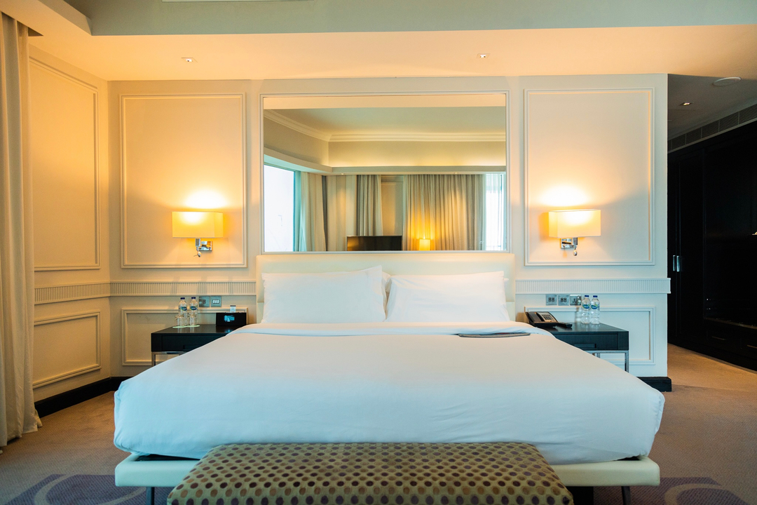 Ready to hit the city tomorrow?
What are your weekend plans?🌊

For Unlocking your Destination call +971 4 511 7771

#lemeridienminaseyahi