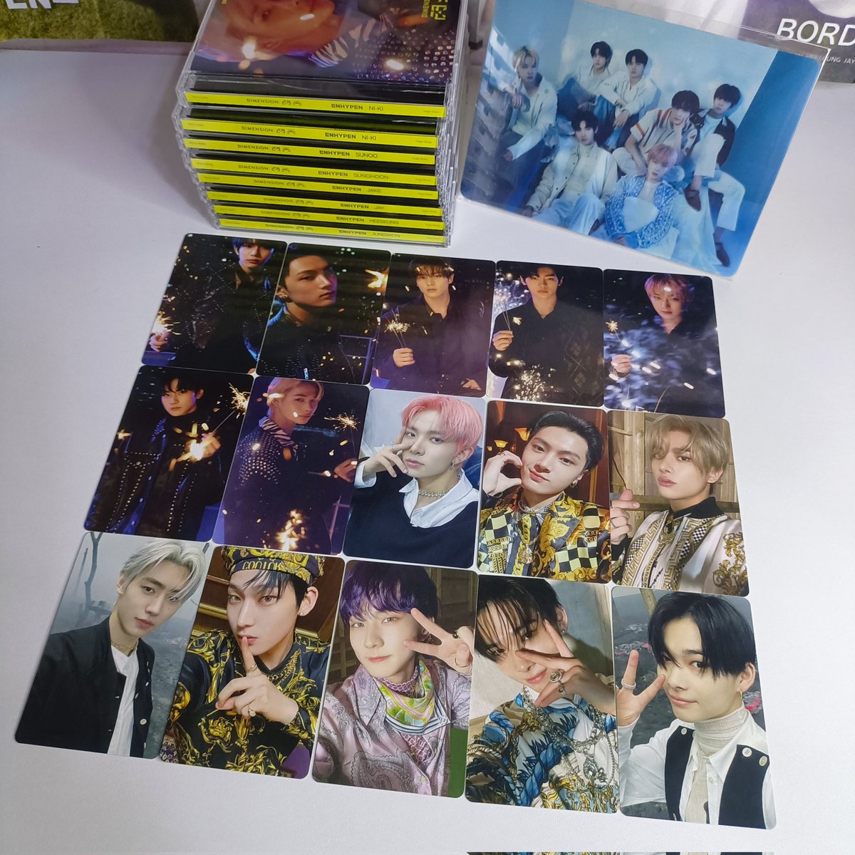 alleyesforYunki's tweet photo. sexy pulls ❤️❤️❤️
I pulled all of my senkou prio pc!!! 😭 #deserv https://t.co/KWEZdF5nNa