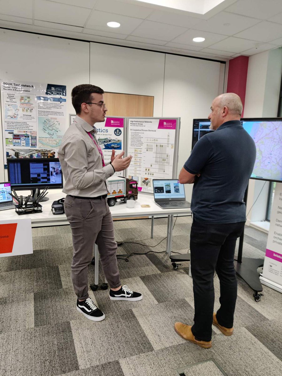 mantzouranidis's tweet photo. @antonisvafeas, @klodian_bardhi and I were delighted to represent @bristol_smart at the @BristolUni's Space Research Showcase. We had the opportunity to demonstrate how high-performance networks can facilitate modern applications that require low latency and big-data transfer. https://t.co/YwistrIJYu