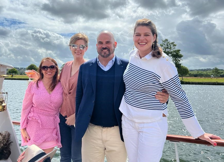 DValuations's tweet photo. We had an amazing team day out at @HenleyRegatta to celebrate another great year and to say a huge thank you to all the team! So much fun was had by all!

We would like to thank everyone at @vintagedaysout1 for a wonderful day!

#welovewhatwedo #valuations #doerrdallasvaluations https://t.co/Nyuo6qtqBm