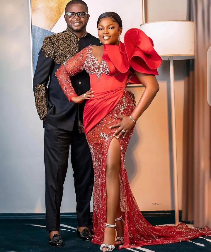 officialmoortv's tweet photo. Funke Akindele ' s hubby announces Separation Dear Friends and family I need to let you know that Funke and I have separated . While it lasted we shared a lot of things together and have created 2 beautiful children . The last two years have been extremely difficult for us . https://t.co/ul0IumGi91