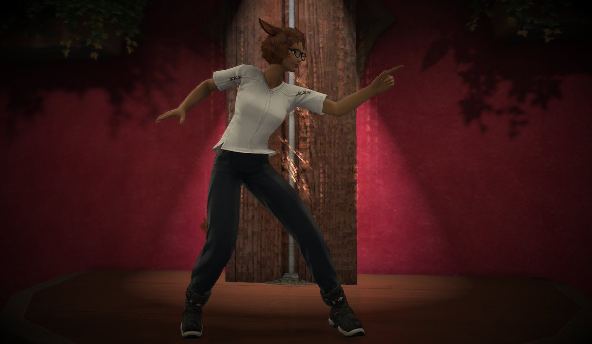 Hydroctor's tweet image. I realized very quickly what I could make with the boots from the new street wear outfit. Oh, Vote for Pedro. #miqote #GPOSERS