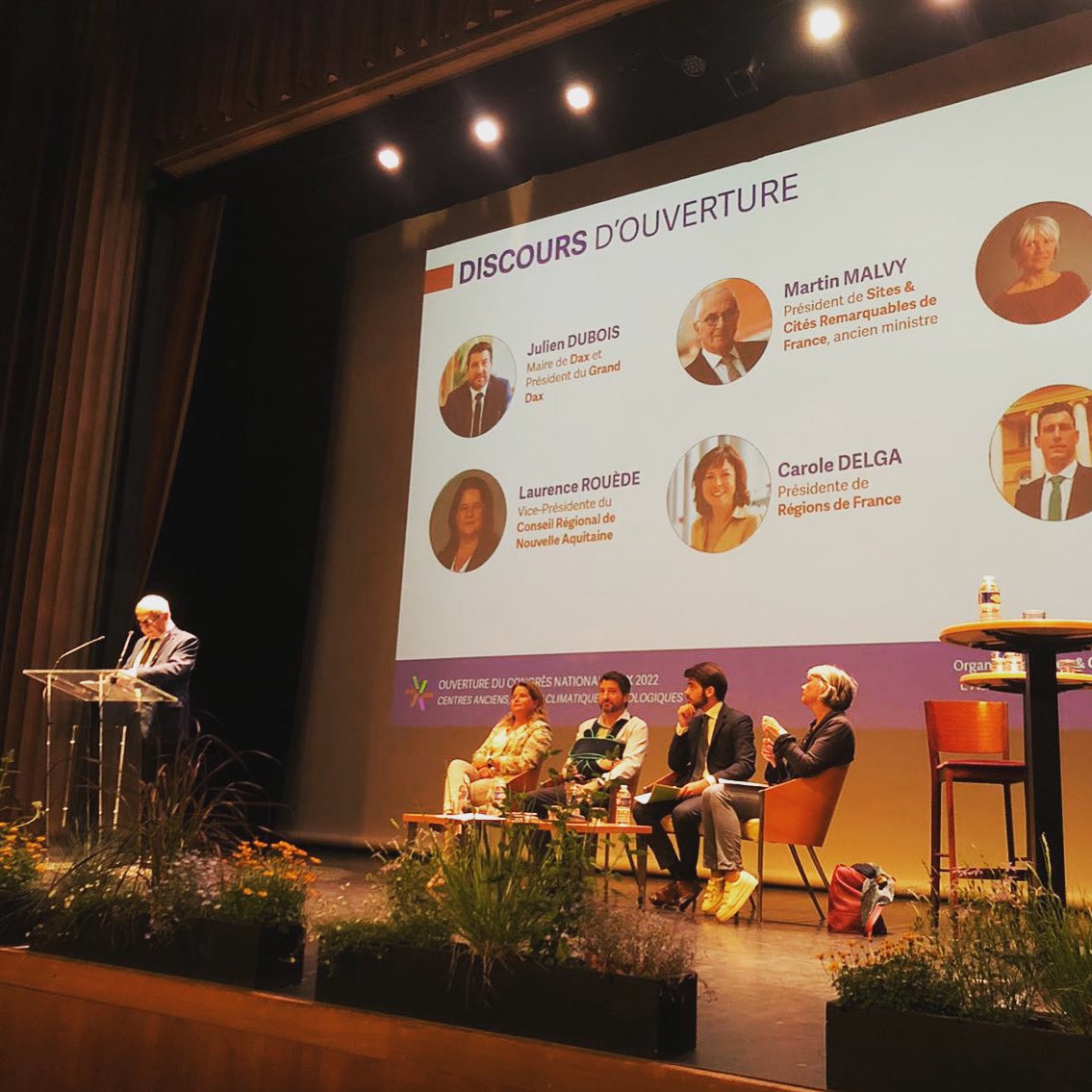 Sites&Cités (@sitescites) on Twitter photo #congres ⭐️ C’est le Jour J ⭐️ En direct depuis l’ouverture à l’Atrium de @Dax
S’en suivra la première plénière autour de la #loimalraux
<a href="/CaroleDelga/">Carole Delga</a> <a href="/Regionsdefrance/">Régions de France</a> <a href="/Prefet40/">Prefet40</a> <a href="/laurencerouede/">Rouede Laurence</a> <a href="/NvelleAquitaine/">Nouvelle-Aquitaine</a> @LesLandes40 #congres ⭐️ C’est le Jour J ⭐️ En direct depuis l’ouverture à l’Atrium de @Dax
S’en suivra la première plénière autour de la #loimalraux
<a href="/CaroleDelga/">Carole Delga</a> <a href="/Regionsdefrance/">Régions de France</a> <a href="/Prefet40/">Prefet40</a> <a href="/laurencerouede/">Rouede Laurence</a> <a href="/NvelleAquitaine/">Nouvelle-Aquitaine</a> @LesLandes40