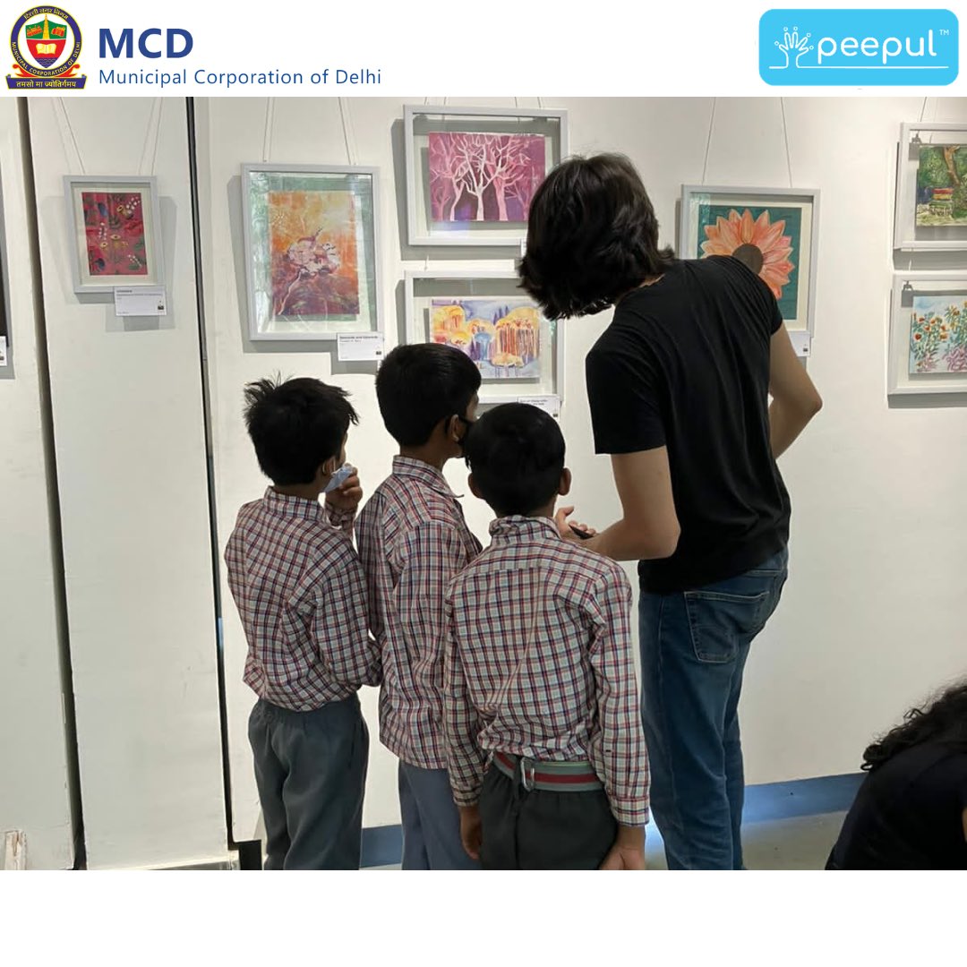 MCDAmarColony's tweet photo. A trip to the art gallery to observe and learn from artists. Art can bring us together and help us learn from each other. It also allows an avenue for self expression that aids in improving emotional balance.

#strongschools #worldbestschool https://t.co/qt80Nl0tHQ