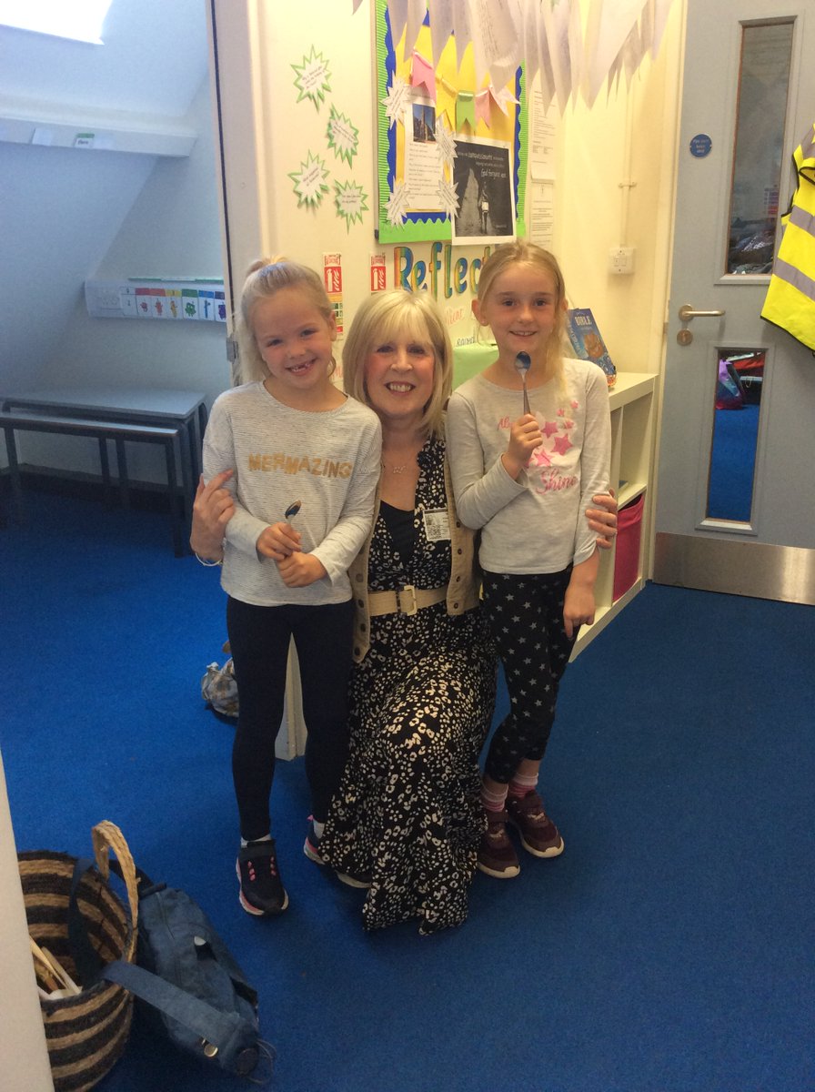 StThomasHeaton's tweet image. Thank you to today’s Secret Reader! She told us an amazing story and we enjoyed it so much! It will really help us with our transfer to the junior site in September #2tb  #secretreader