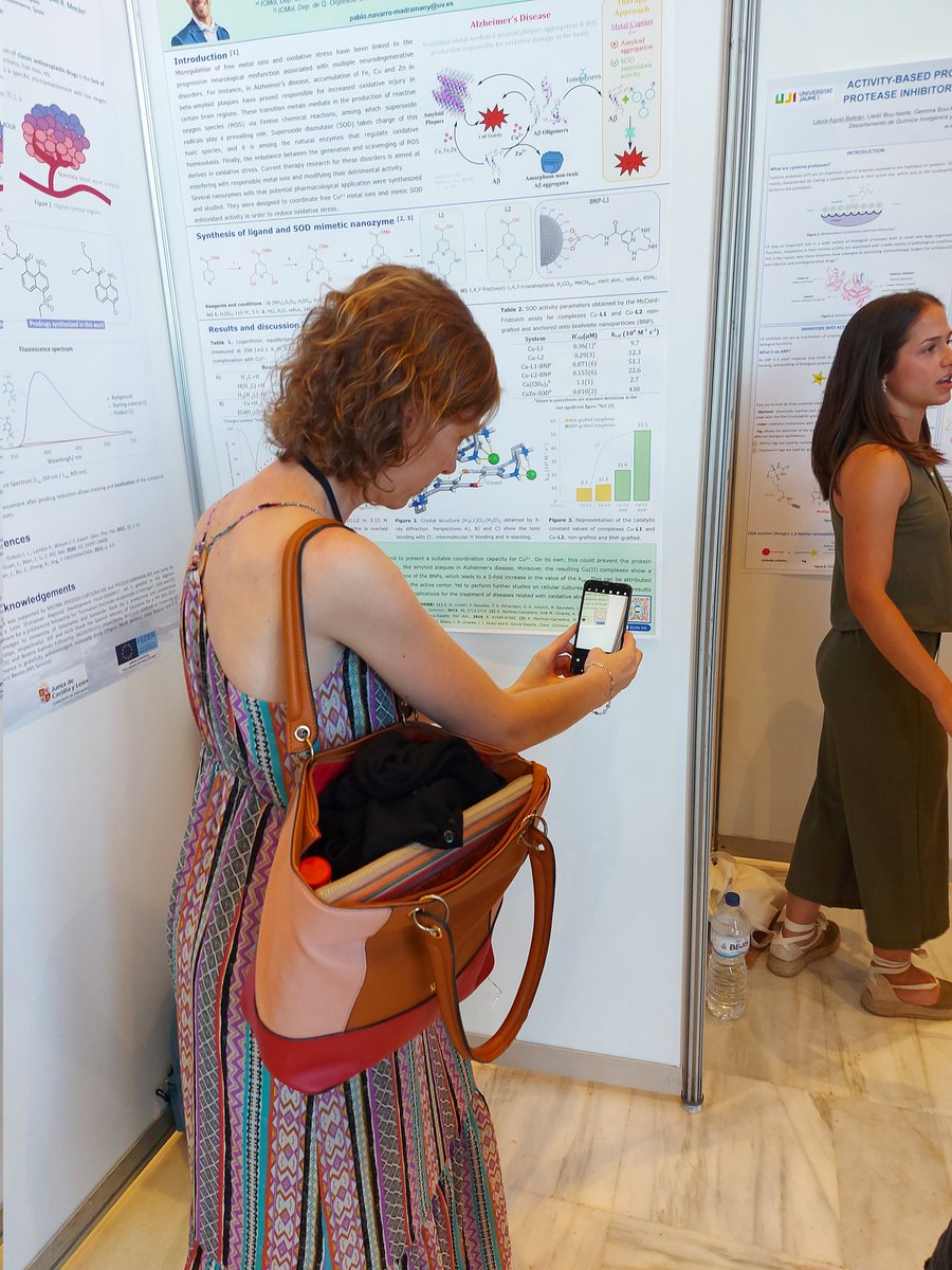 A privilege to present our last work (@AlMar_Supra @ege_chem) in front of 1600+ people at @BienalGranada22 @RSEQUIMICA #BienalRSEQ2022 
You can still find the poster as PP-576 until 17:30 today.
Chem. Commun paper: pubs.rsc.org/en/content/art…