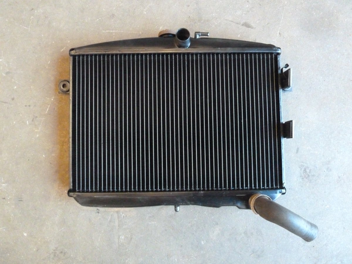 A before and after of a Volvo Amazon 123 GT 1967 Radiator, after it had been in our workshop for a New Core. #volvoclassiccar #volvoamazonradiator #newcore