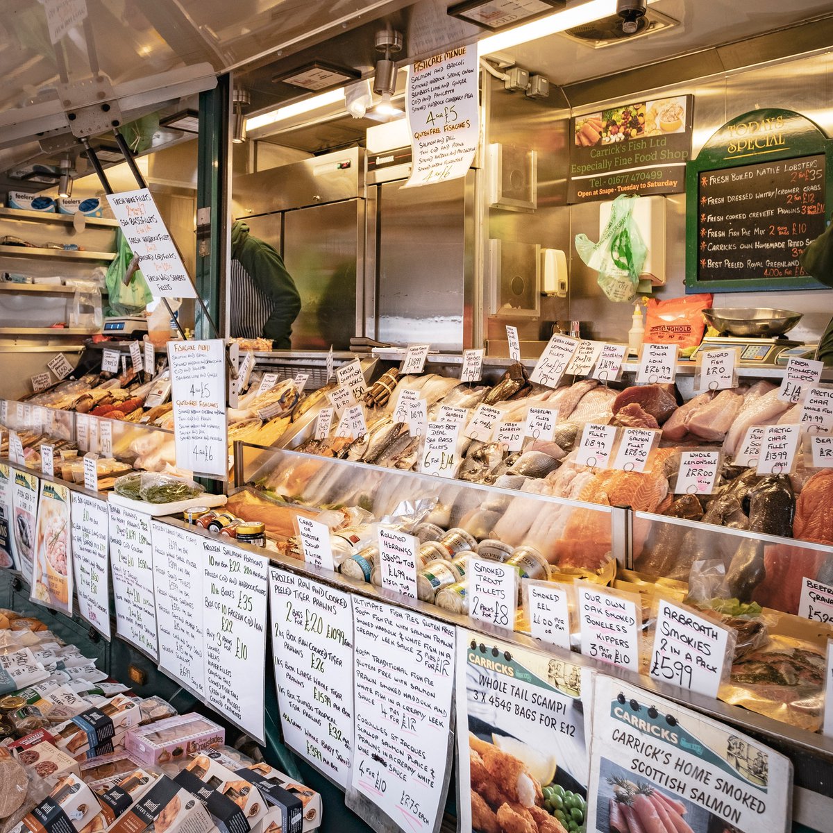 HambletonDC's tweet image. 🤩 Thursday Spotlight on Discover #Bedale!

A traditional cobbled high street, fabulous places to eat and drink, independent shopping, a weekly Tuesday market and open green spaces to relax and take in the views.  

#shoplocal #daysout #Herriotcountry #markets