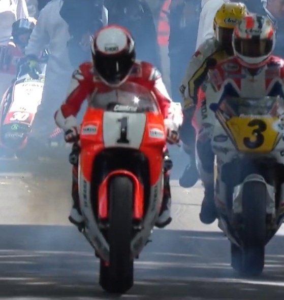 Motorcycles2T's tweet image. Sign the petition (RT will suffice)...

We the undersigned want @WayneRainey60 to do parade laps on his Yamaha YZR500 at @SilverstoneUK MotoGP

#Yamaha #YZR500 #MotoGP @YamahaRacingUK @YamahaMotoGP