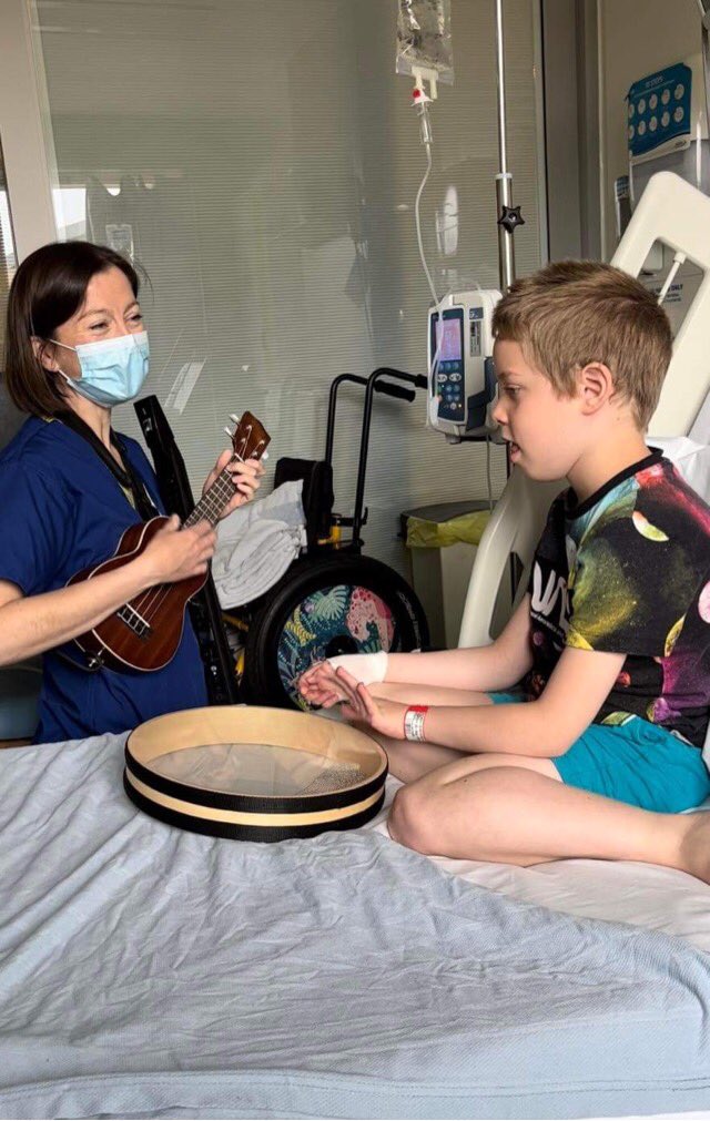 Cascade Music (@music_cascade) on Twitter photo Part of the joy of my work - I never know WHO I’ll get to spend time with <a href="/AlderHey/">🏥 Alder Hey 💙</a> - young people, families AND staff. Lovely to meet L and his Mum today - we had great fun sharing music today. 🎼❤️ (parent photo - shared with thanks/permission) Part of the joy of my work - I never know WHO I’ll get to spend time with <a href="/AlderHey/">🏥 Alder Hey 💙</a> - young people, families AND staff. Lovely to meet L and his Mum today - we had great fun sharing music today. 🎼❤️ (parent photo - shared with thanks/permission)
