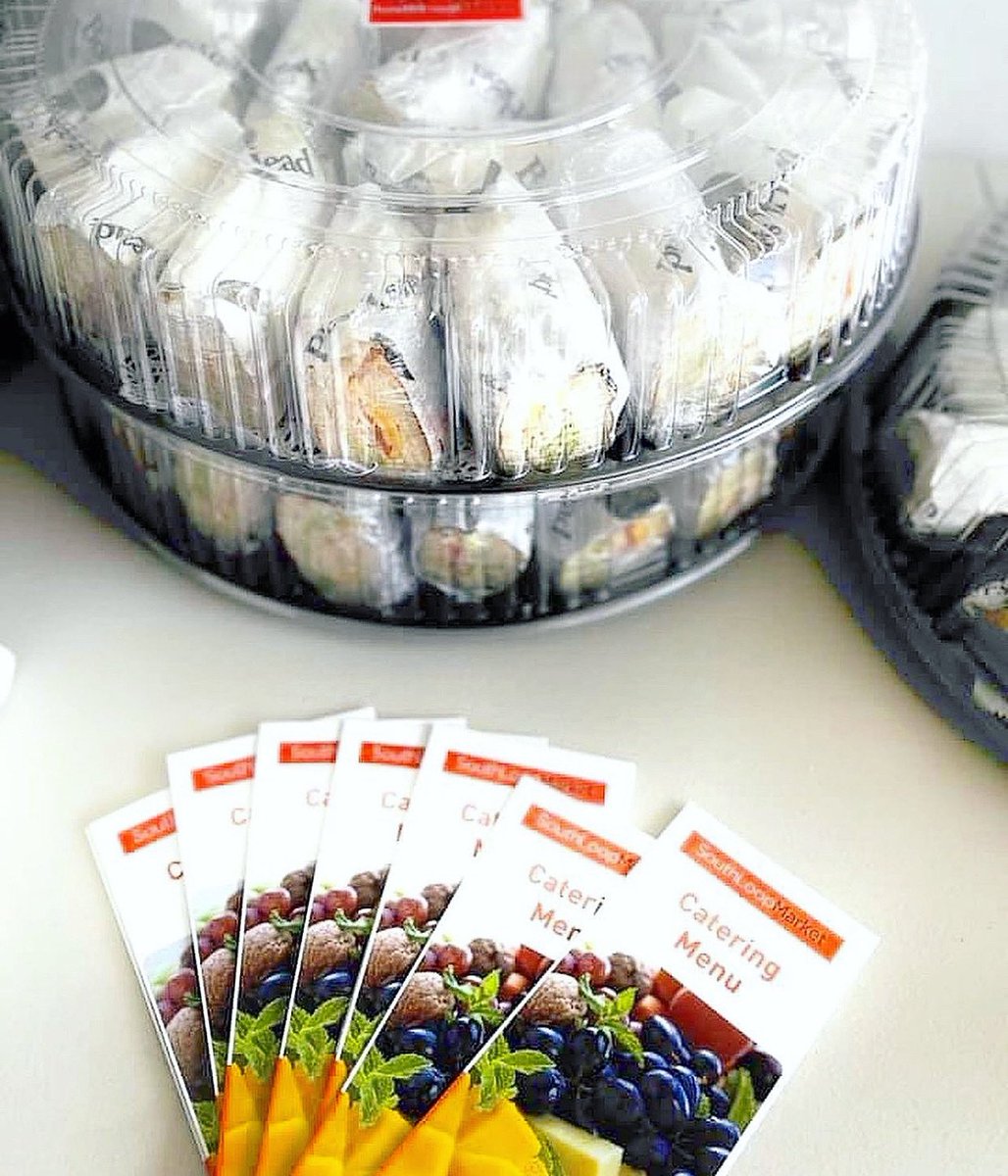 Hosting this holiday weekend? 🇺🇸 Don’t forget about our party trays! Let us help with your next celebration 🍽 #catering #southloopmarket 
.
.
.
#hostesswiththemostest #southloopliving #southloopchicago #chicagofood #southloopfood #chicagocatering #chicago4thofjuly #4thofjuly