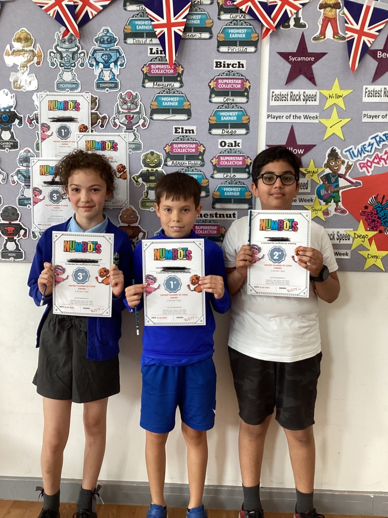 numbots's tweet photo. June’s Rusty’s Friends!!!

Congrats on an amazing month everyone @cts_watford @muchwooltonY1 @Uptonheathce #RustysFriends https://t.co/1BkmOCQkWW