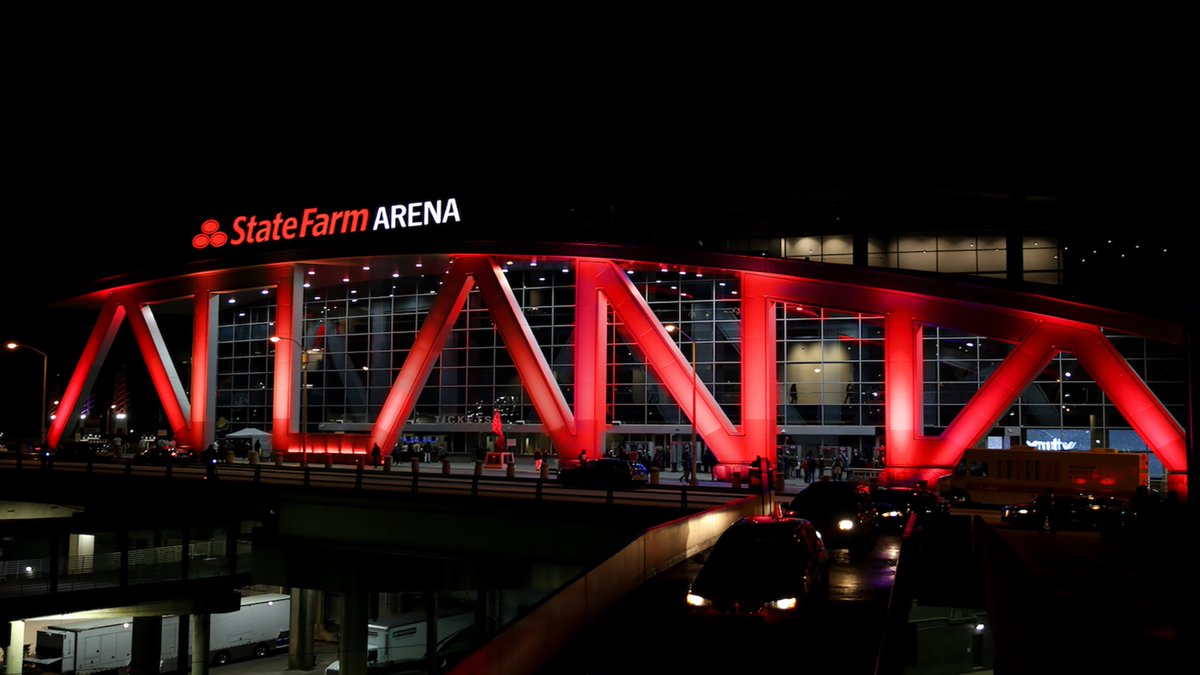 lolesports's tweet photo. Atlanta’s State Farm Arena Welcomes LoL Esports for the 2022 League of Legends World Championship!

Read more here: https://t.co/TVncPCcvIK https://t.co/DPWT7cY3bh