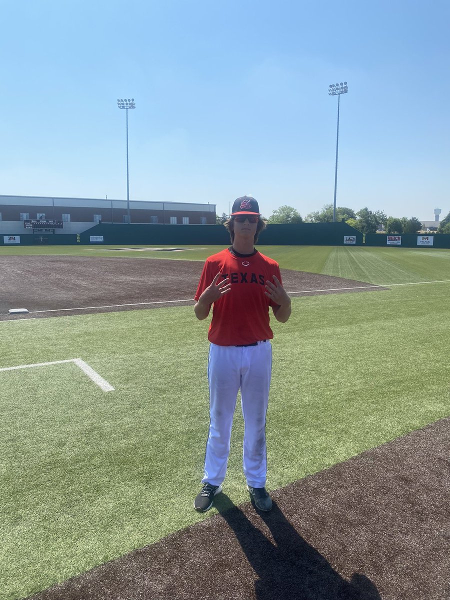 FiveToolTexas's tweet image. #SummerShowdown F: @StixBaseballTX North 2024 Prospects Black 6, Dulins Dodgers TX 2024 Smith 5
Pog: @decker_cayden 2-3, 2B, 2R
Pitcher: @KadenKnight20 5 IP, 3K, 3H, ER