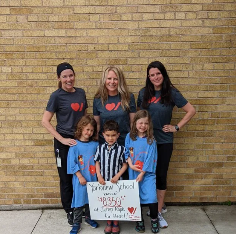 Did you hear about the <a href="/Bellmoore_HWDSB/">Bellmoore School</a> students swinging for the fences with <a href="/JaysCare/">Jays Care Foundation</a>'s Girls At Bat?

How about <a href="/Yorkview_HWDSB/">Yorkview School</a>'s impressive Jump Rope for Heart fundraiser that collected over $8,000?

Read all about it in June's HWDSB in the News 🗞️: hwdsb.on.ca/blog/hwdsb-in-…