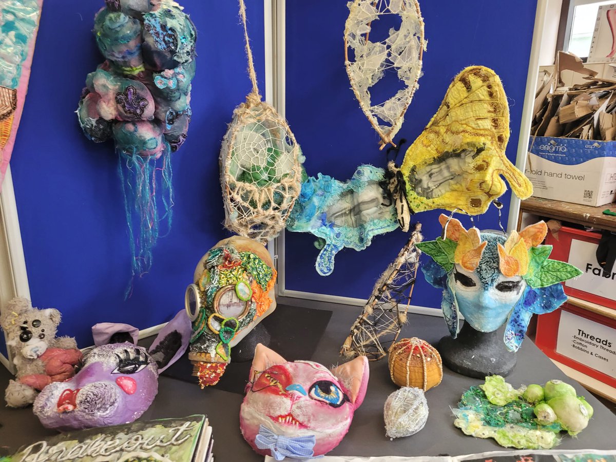 CHSFG Art and Design tweet media