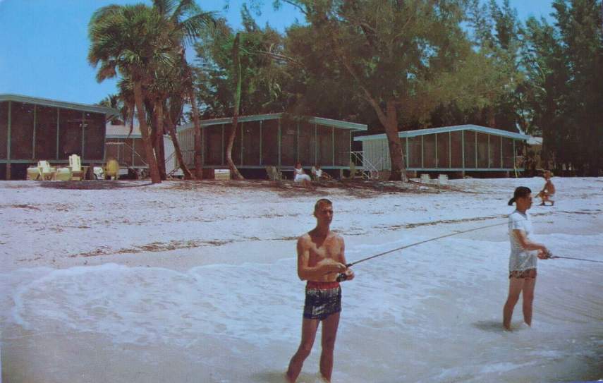 Who remembers the cottages at Casa Ybel Resort? #Sanibel #sanibelisland #casaybelresort #casaybel #tbt <a href="/casaybelresort/">Casa Ybel Resort</a>