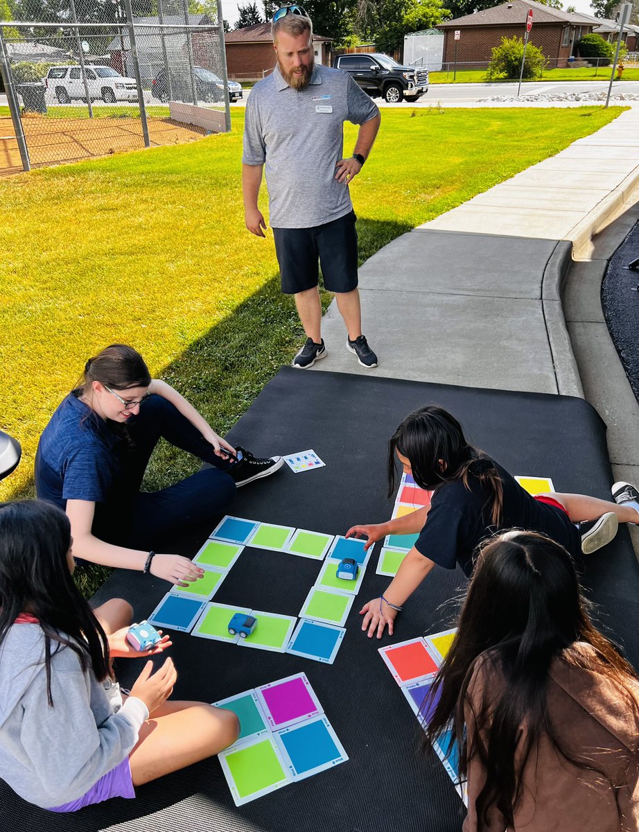 St. Vrain Innovation Lab is visiting Sheridan School District 2 today! Thanks for providing this experience with our 5th Quarter learners❣️